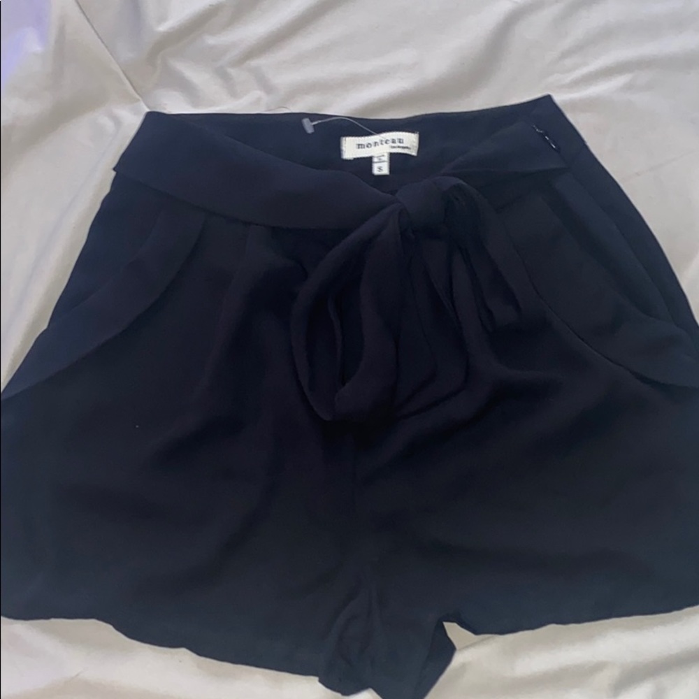 Black shorts with tie